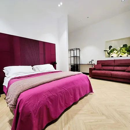 Orefici Place نابولي