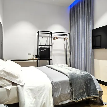 Orefici Place 4*