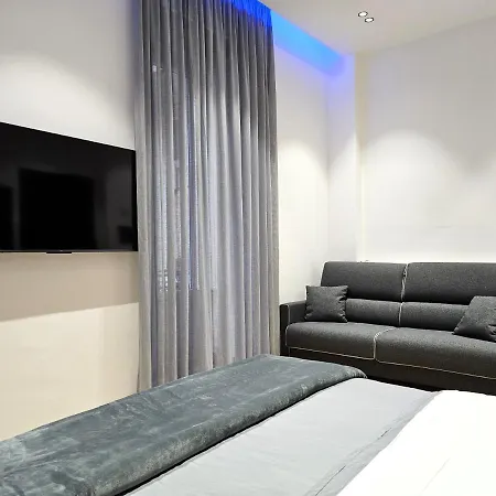 Orefici Place